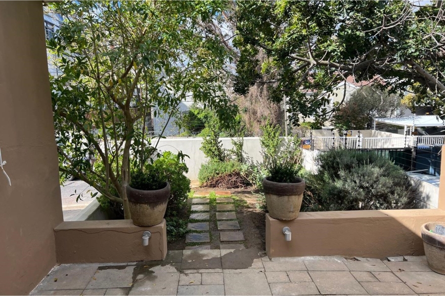 To Let 3 Bedroom Property for Rent in Observatory Western Cape